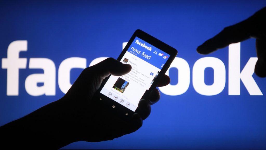 Where and How to Find Right Marketing Company to Buy Cheap FB Comments?
