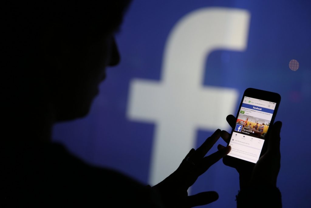 The Strategic Guide: When and Why to Buy Real Facebook Comments for Business Growth