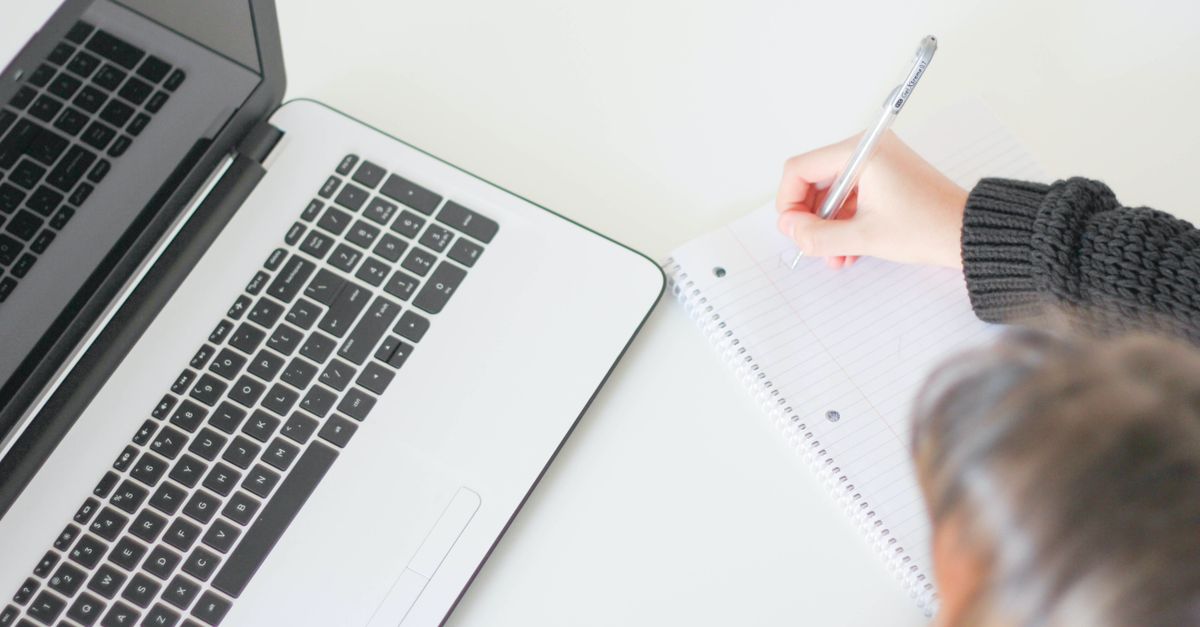 copywriter writing notes