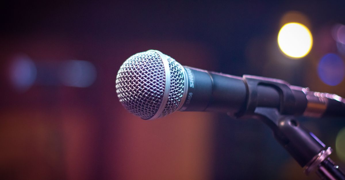 DJ FAQ microphone